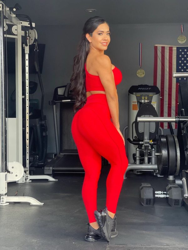 Conjunto fitness rojo-top con un solo hombro