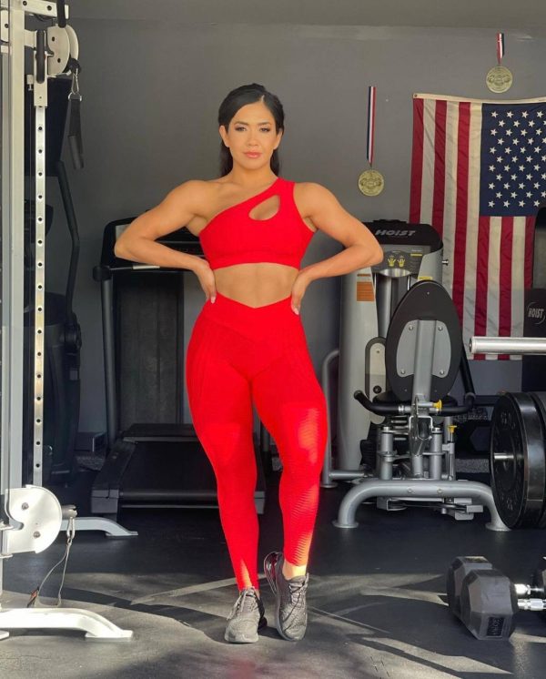 Conjunto fitness rojo-top con un solo hombro - Imagen 2