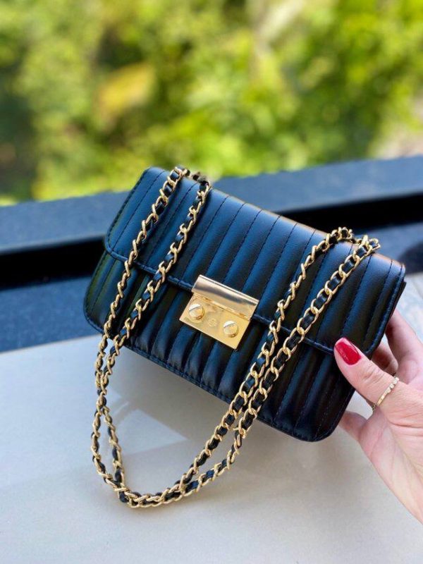 Cartera Erika negra pequeña