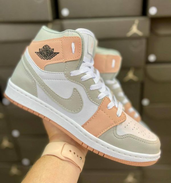 Botas nike gris