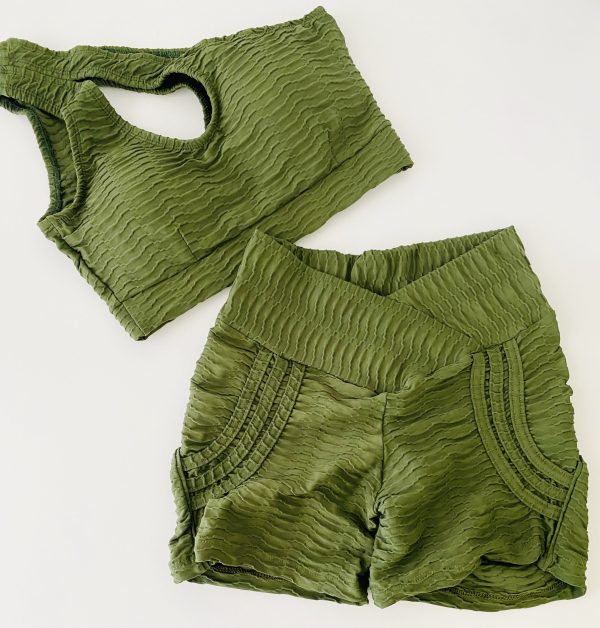 Conjunto verde oliva un solo hombro Texturizado