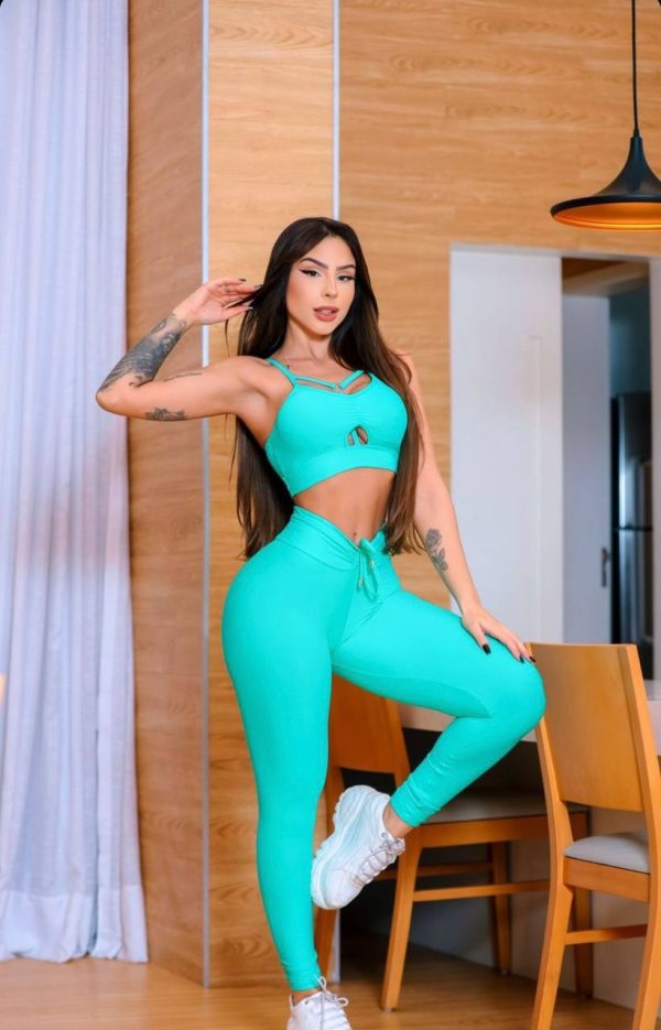 Conjunto verde menta con frunce-talle único(36-42)