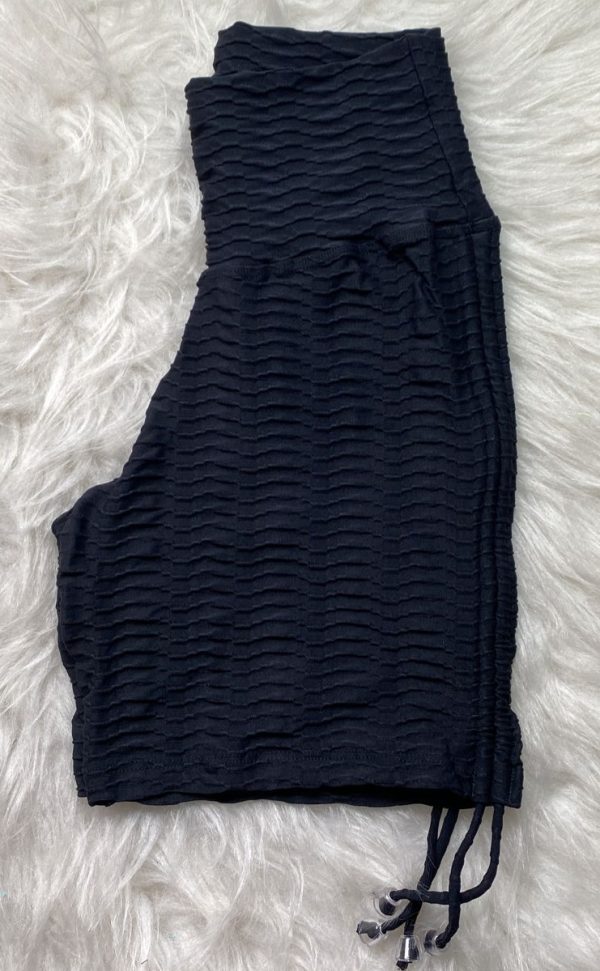 SHORT LEVANTA COLA NEGRO-TALLE UNICO