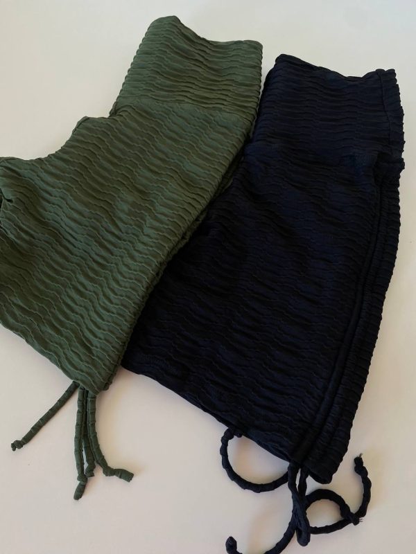 SHORT LEVANTA COLA NEGRO-TALLE UNICO - Imagen 2