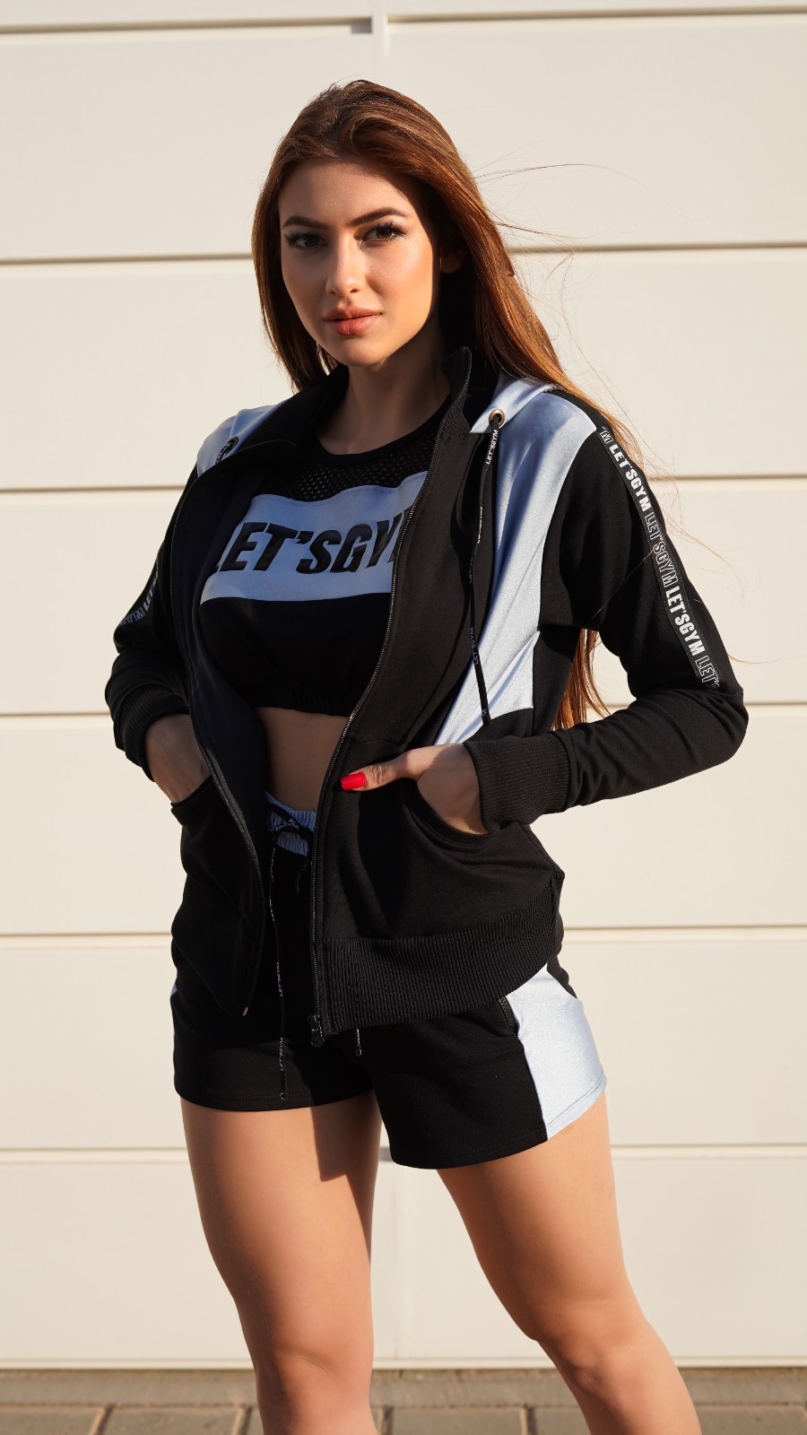 Campera LETSGYM negra PREMIUM-Tamaño S