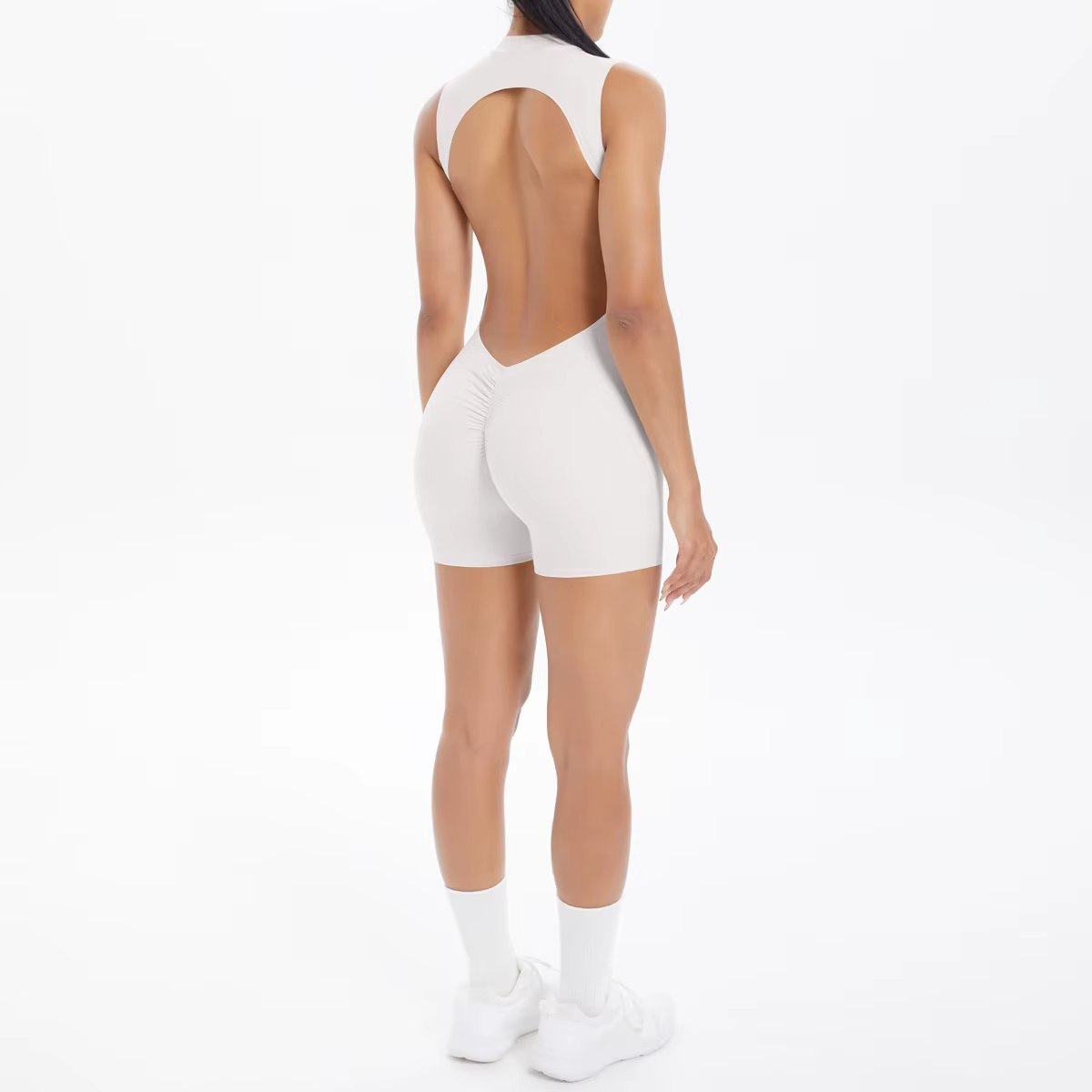Monito beige corto premium(talle s/m)- PREVENTA ON con el 15% OFF
