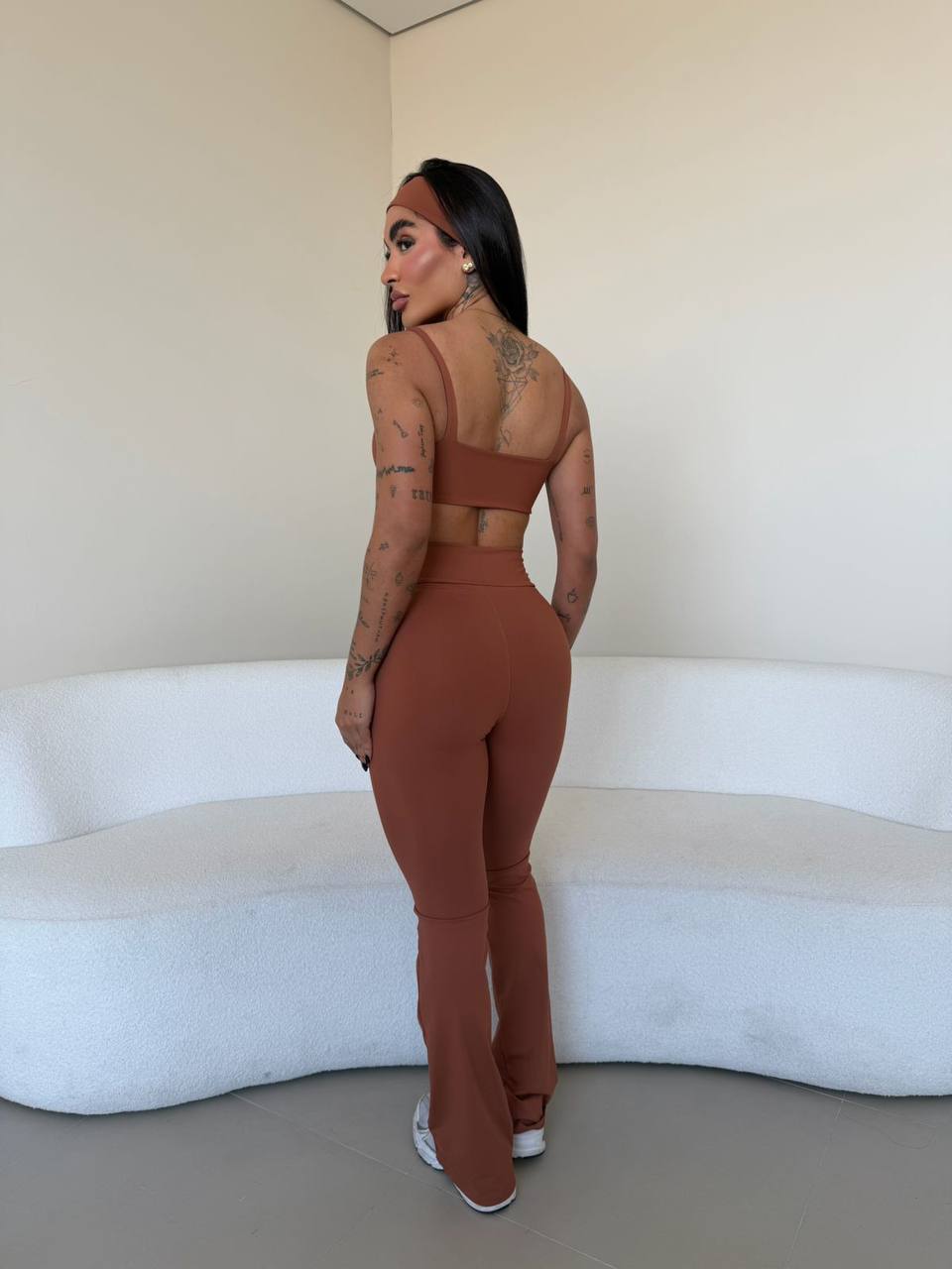 Conjunto marrón flare premium S/M