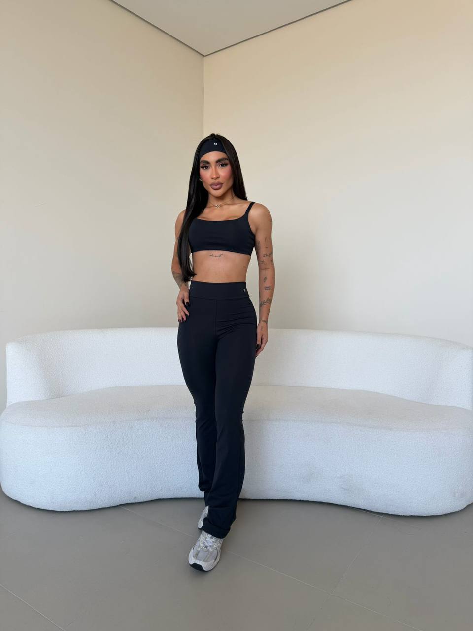 Conjunto negro flare premium S/M